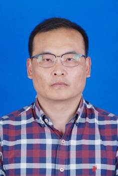 李太禄证件照